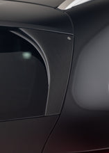 Lade das Bild in den Galerie-Viewer, ROLFHARTGE Set seitliche Carbon Heckspoiler mit RHR-Feinmetall Emblem für GLC (X254)