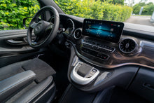 Lade das Bild in den Galerie-Viewer, ROLFHARTGE Carboncover Bedienelement / Mittelkonsole für die V-Klasse (W447)