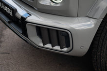 Lade das Bild in den Galerie-Viewer, ROLFHARTGE Set Carbon Shark Gills mit RHR-Feinmetall Emblem für G63 (W465)